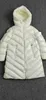 Cambales Designer Women 's Down Jacket 자수 배지 긴 Doudoune Femme 무릎 두꺼운 따뜻한 재킷 여성