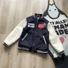 Heren Jassen Meisjes Don't Cry Human Made Baseball Jacekt Mannen Vrouwen Leren Mouw Borduurwerk Letter Vest Fleece Uitloper Jas 230724