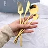 24/16st Gold Tabelleriset Set rostfritt stål Flatvaruvarvattsked Knivgaffel Middagsbidrag Set Western Kitchen Silverware L230704