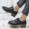 Chaussures habillées Nouvelles Femmes Noir Rouge En Cuir Chaussures Brogue Automne Dames Mocassins Femmes Femmes Dentelle Chaussures En Cuir De Luxe Oxford Chaussures Femmes L230724