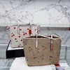 Sälj Cherry Print Tote Bag Totes Women Designers Väskor Coabag stor kapacitet handväska handväska axel crossbody väskor mode läder stora shoppingväskor 230130