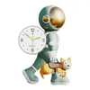 Zegar ścienny astronauta ozdobiono zegar salny moda prosta sztuka kreatywność dziecięca cicha zegarek 230721