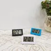 Tischuhren Tragbare Mini-LCD-Digitaluhr Kleine batteriebetriebene mit Knopfbatterie elektronisch für Desktop-Haus