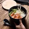 日本のクリエイティブセラミックラーメンボウルホームパーソナライズされたレストランの食器レトロインスタントヌードルスープボウルセットlid l230704