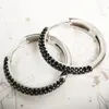 Hoop Huggie يتوقف على Hoop Creole Black Pave أقراط أوروبا خمر Glam Fine Gewerly للنساء هدية الرجال في 925 Sterling Silver 230724