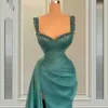 Verde sexy doppie punte generose Prom Dress Abiti da sera con cristalli di perline Piega in raso Robe De Soiree Party286S