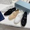 Designer loafers kvinna män klädskor lägenheter mocka läder loafers sabot glider på caual sko platt svart vit ecru mules comfy platt häl mule loafer storlek eu 35-44