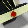 디자이너 van Cleef Clover Necklace for Women Trendy Jewelry Love Necklaces Fashion Jewelry Custom Chain Elegance Heart 펜던트 목걸이 선물 액세서리