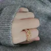 Mode met zijstenen ringen voor vrouwen Feestsieraden voor koppels Liefhebbers verlovingscadeau met doos NRJ217O