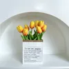 Декоративные цветы Смоделировали Тюльпан свежий гостиный обеденный стол