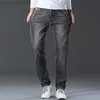 Herrenjeans Anti-Diebstahl-Reißverschluss-Taschen-Design-Jeans für Männer, dunkelgrau, reguläre Passform, Stretch-Denim-Hosen, modische, lässige, dünne Hosen für Männer, Marke L230724