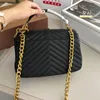 10A Bolso de mensajero bolsos de diseñador moda mujer Bolso de hombro bolso de cadena de plata dorada bolsos de cuero Lady Y tipo cadenas de celosía acolchadas bolso de solapa 2023 Bolso de sobre