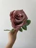 Flores decorativas 10 peças de seda rosa empoeirada com hastes longas artificiais a granel para decoração de escritório em casa de casamento