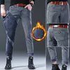 Heren Jeans Nieuwe Heren Slim Skinny Jeans Fleece Winter Klassieke Stijl Stretch Casual Kleine Voeten Broek Mannelijke Kleding Warme Fluwelen Denim Broek L230724