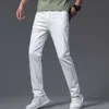 Pantalones vaqueros para hombre 2023 Primavera y verano Nueva tendencia de moda Pantalones vaqueros para hombre Elástico informal Cómodo Pantalones de pie pequeño de alta calidad pantalones hombre L230724