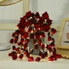 Fiori decorativi Stringa artificiale Decorazioni per la stanza delle nozze Giglio finto Bouquet di fiori fatti in casa Ornamento da tavolo per feste