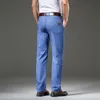 Jeans da uomo Summer Spring Classic Relaxed Fit Flex Jean 2023 Pantaloni da uomo in denim blu casual a vita alta da uomo 230724