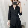 Casual Dresses 2023 Autumn Runway Women Fashion Notched Syching Side Buckle Pleated Hem Mid Calf Dress Elegant Ol Work Wear Surits