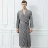 Vêtements de nuit pour femmes Four Seasons Couple Serviette Peignoir Star El Salon de beauté Même sueur Vapeur Vêtements Acupuncture Hommes Femmes Plus Size Yukata