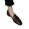 Scarpe eleganti Retro Tassel scarpe piccole in pelle con nodo a fiocco donna 2022 mocassini punta quadrata tacchi bassi oxfords donna in vera pelle frange ballerine L230724