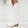 부츠 Bonjomarisa White Cowboy Cowgirls Western Boots 자수 패션 여성 Kneehigh Boots 가을 디자인 여성 부츠 신발 220816 Z230724