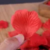 装飾的な花500/1000pcs偽のバラの花びらDIYパーティーの装飾バレンタインギフトのための人工ロマンチックな結婚結婚アクセサリー