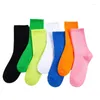 Chaussettes pour hommes Harajuku été femmes filles coloré Tube moyen coton respirant doux chaussette sol Skateboard étudiants Sport rose