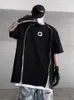 Męskie koszulki Koreańskie projektowanie na ramię High Street T-shirt ciężka metalowa klamra Y2K dla mężczyzn