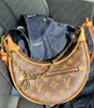 가장 세련된 달 가방 디자이너 핸드백 크로스 바디 가방 지갑 여성 남성 남성 벨트 벨트 포켓 가방 패션 토트 크로스 바디 백 메신저 가방 클래식 허리 가방