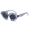 Solglasögon 2023 Flower Cateye Women Vintage Sun Glasses Men Party UV400 Trend Eyewear Gafas de Sol Hombre