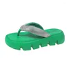 Slippers Shouse Женщины блестящие скольжения дома платформа мода Pantofle Rubber Flip Flops Low Soft Jelly Luxury 2023 Гавайский кристал