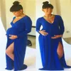 Eleganckie najnowsze seksowne sukienki macierzyńskie z boczną szczeliną w dekolcie królewskie niebieskie baby shower długi rękaw w ciąży w ciąży wieczór gow308b