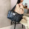 Duffel Bags Space Cotton Travel Bag Adjustable Fashion Cabin Tote Handbag Carry On Luggage Waterproof Fitness Shoulder For Women 230724