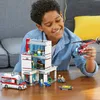 Åtgärdsleksakssiffror i lagerkompatibla stadsserier 60204 Kolumner Hospital Building Blocks Bricks Toys For Children Christmas Birthday Present 230724