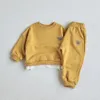 Set di abbigliamento MILANCEL Set di vestiti per bambini autunnali Set di felpe con cappuccio e pantaloni con ricamo orso 2 pezzi Tuta da ragazzo 230724