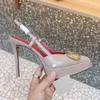 فستان جديد أحذية نسائية Stiletto Stiletals Luxurys مصممي المصممين منصة مضخة الكاحل حزام المعادن مشبك مدبب إصبع القدم الالتفاف أحذية مسائية 12cm حفل زفاف مع صندوق