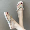 Slippers Fashion Summer Women Women Slippers пляжные каникулы шлепанцы с чарками сандалии 1,5 см в квартире с мягкими повседневными туфлями для женщин L230725