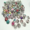 Ganze 50 Stück Lot gemischter Stil 18 mm Druckknopf Metral Strass Ingwer Snap Schmuck Sanps Chunk Button für Noosa Snaps Charm Br229d