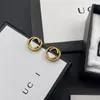 Klassiska varumärkesdesigners Gold Sier Plated Charm Stud Letter Steel SEAL Copper Material Earring Inlaid Crystal Pearl Ear Loop Wedding Jewelry