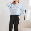 Kvinnors T-skjortor T-shirtkläder för kvinnor 2023 Autumn Round Neck Långärmad Fashion Loose Stretch Miyake Pleated Tee Tops Female 45-75 kg