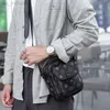 Kvällspåsar designer handväskor mode crossbody väskor mens klassiska tryck cross body väska kvinnor snygga läder messenger väskor man affär z230726