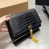 Bolsa tiracolo feminina com borlas de grife Bolsas de luxo Jacaré Couro de vaca Mini bolsas de ombro Bolsa feminina com alças em corrente e aba