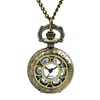 Montres de poche 3009 12pcs / lot vintage Flower Hollow voir à travers les femmes steampunk Collier Montre de poche pendentif cadeau en gros 230724