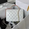 10A bolsa de designer de qualidade de espelho com alça superior pequena bolsa acolchoada de couro de bezerro brilhante feminina bolsas de couro de luxo crossbody bolsa de ombro preta com corrente e alça