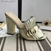 Sandaler ankomst fransar Tassel Gladiator Sandaler Kvinna Öppen tå Chunky High Heel Shoes Women Brand Design Muller Shoe Size35-40 Z230727