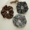 Fermagli per capelli Scrunchies retrò di alta qualità Eccellente tessuto elastico Tie Leopard Floral Pattern Fascia di supporto casual