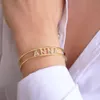 Bangle KristenCo Bracciale con zirconi personalizzati Personalizzazione personalizzata Nome Bracciale Gioielli Nome Lettera Bracciale e bracciale personalizzati 230725