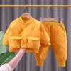 衣類セット冬の秋の男の子の服フルスリーブパーカーパンツ2pcsセットコットンウォームスキースーツ子供幼児トラックスーツ230724