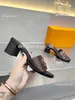 Kadın Terlik Tasarımcı Sandalet Kilitle Düz Mule Monogramlar Tuval Altın Çember Açık Serçilik Yaz Lüks Moda Bayanlar Plaj Düz Flip Flops