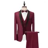 Abiti da uomo Uomo Smoking Sontuoso Prom Slim Fit Abito da sposa Casual Blazer rosso Gilet Pantalone Collo a scialle solido Costume da sposo Homme